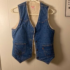 Small Vintage Levis Sheepskin Denim Vest